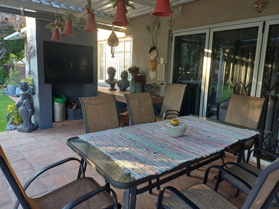 3 Bedroom Property for Sale in Lime Acres Northern Cape